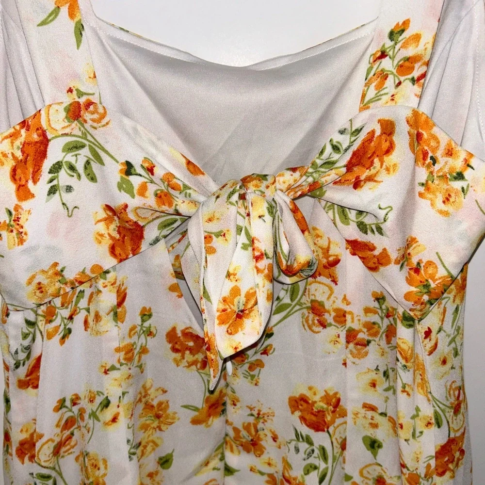 Lulus‎ Day Date white, orange floral dress, fully lined, tie back sz Medium